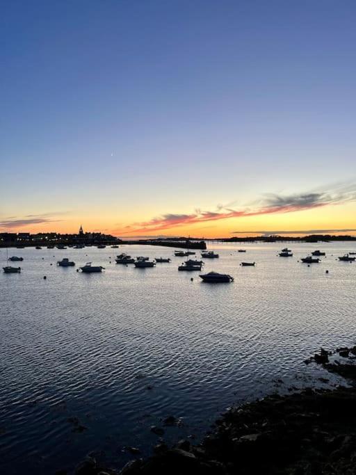 Bel Appartement De Bord De Mer Avec Veranda Roscoff Exterior photo